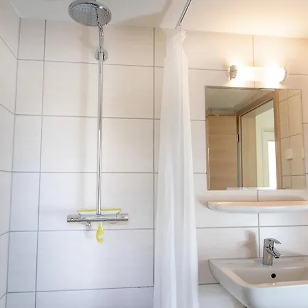 Bungis Ferien Direkt Am Grimnitzsee, Karree 02 Holiday home Joachimsthal