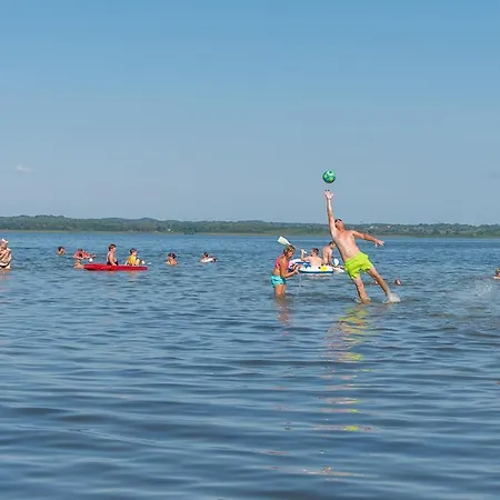 Bungis Ferien Direkt Am Grimnitzsee, Karree 02 Holiday home *