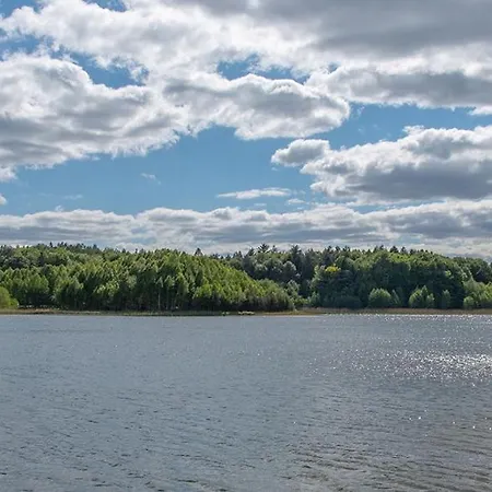 Bungis Ferien Direkt Am Grimnitzsee, Karree 02 Holiday home Joachimsthal